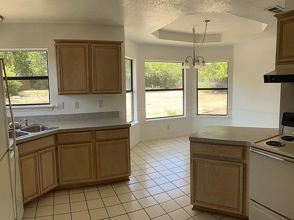5th image of 1600 Clairidge Ave