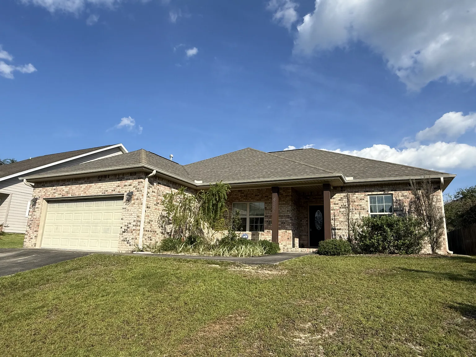 4555 Hermosa Rd - 1 — Photo 2
