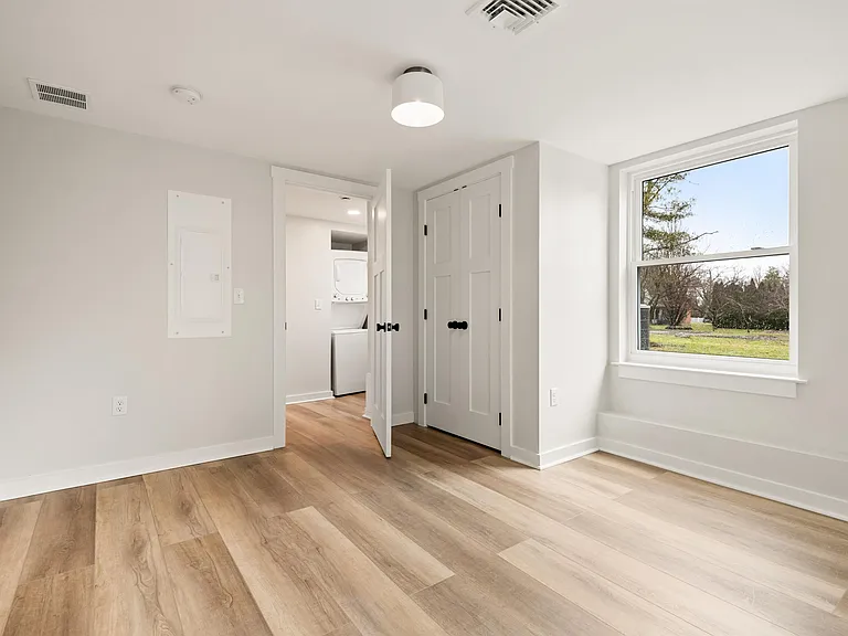 10-14 S Decatur St #14R — Photo 10