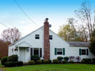 2850 Sourek Rd, Akron, OH 44333