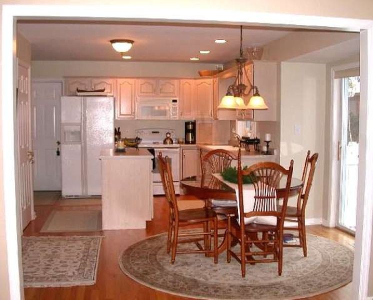 3rd image of 16 HENDRICK HUDSON Way