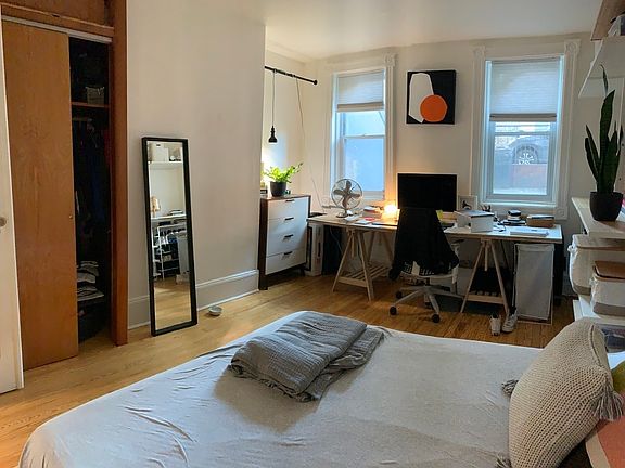 4th image of 656 Humboldt St #1