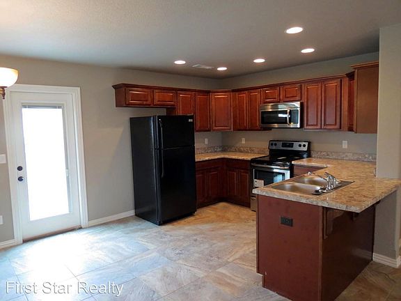 4th image of 1640 Gallant Fox Ln