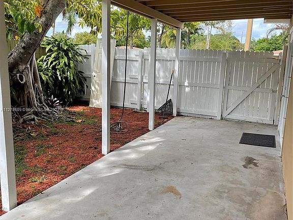 3rd image of 1625 NW 9th Ave #1625