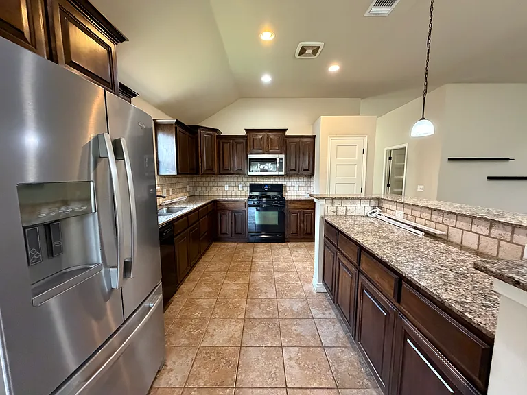 3420 Bear Mountain Dr — Photo 17