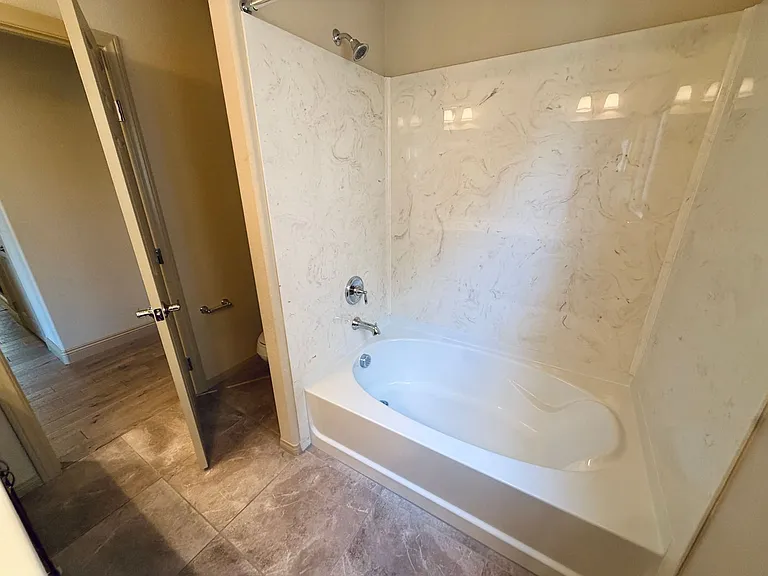 9842 Russian Hill St — Photo 57