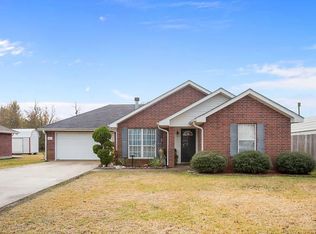 897 Inverery Dr, Lake Charles, LA 70605