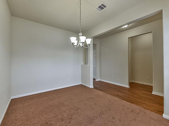 5th image of 2407 Tucker Creek Dr