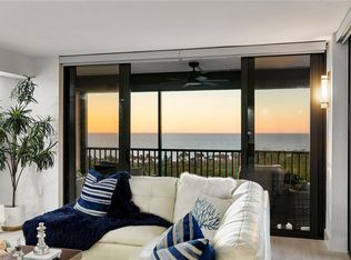 11 Bluebill Ave APT 905, Naples, FL 34108