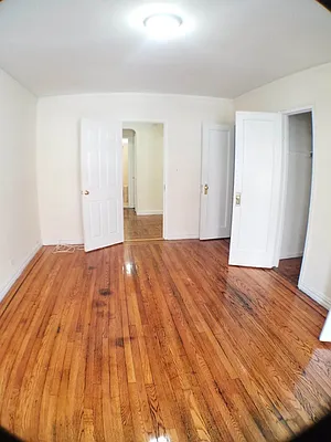 Rented by Roberto Guilbet, LREB | media 35