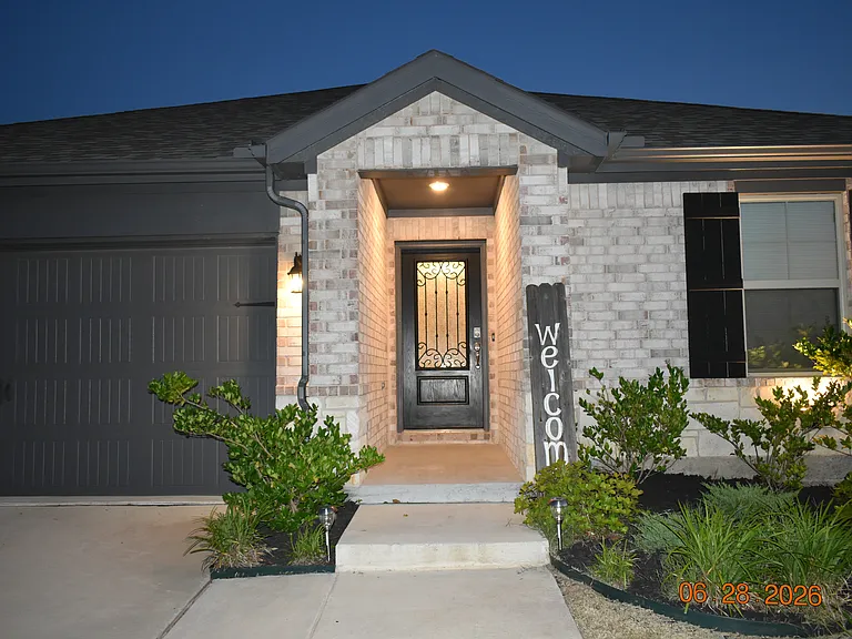 3321 Riverlawn Dr — Photo 6