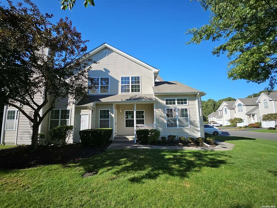 Country Pointe At Coram 240 Kettles Ln Medford NY Zillow