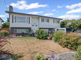 6349 Lanark St, Chilliwack, BC V2R2M7