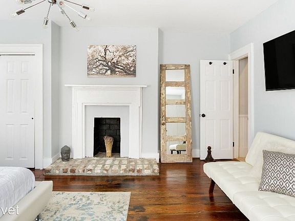 5th image of 64 Beaufain St APT C