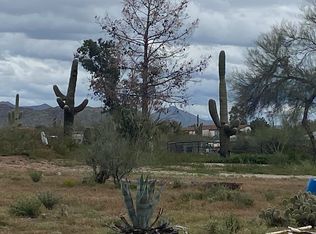 41223 N Castle Hot Springs Rd, Morristown, AZ 85342