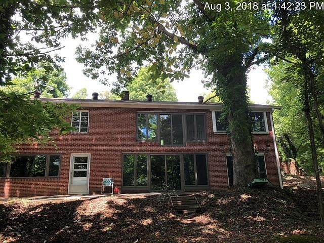 1st image of 730 Ivy Hl