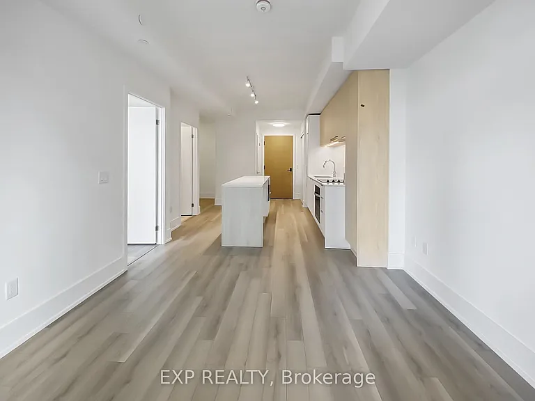 89 Church St #4902 — Photo 4