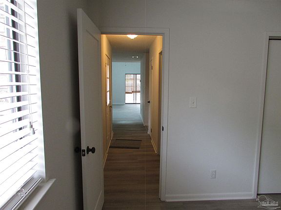 3rd image of 2831 Villager Cir