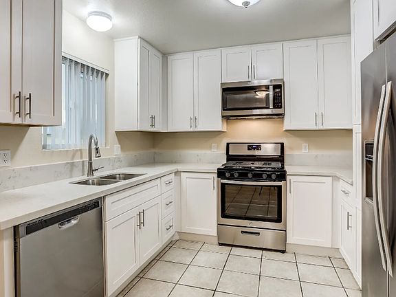 5th image of 1219-1223 Mitchell St #1219-D