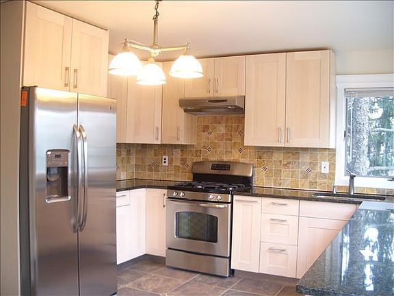 5th image of 2400 2nd St #2400