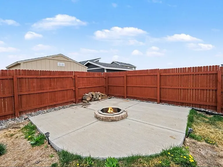 3208 Sandy Harbor Dr — Photo 7