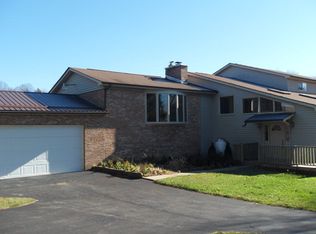 2856 Grandview Rd, Beaver, WV 25813