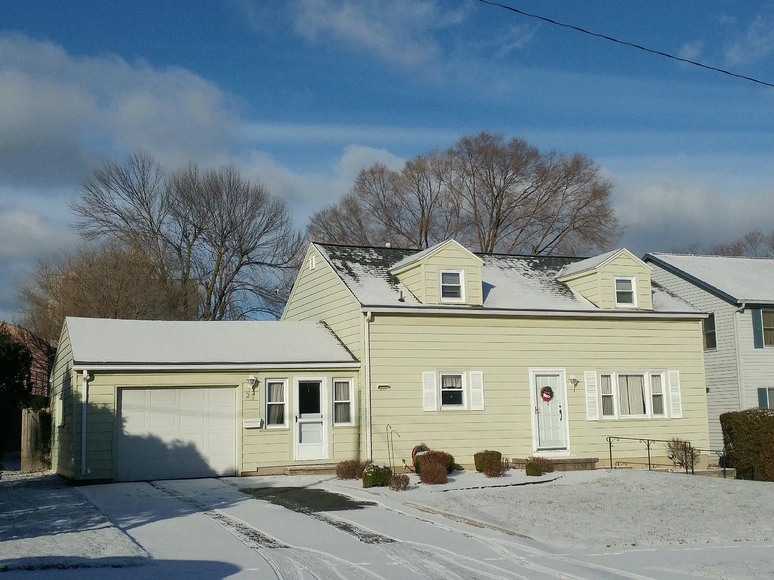 27 Alcott Rd photo 1