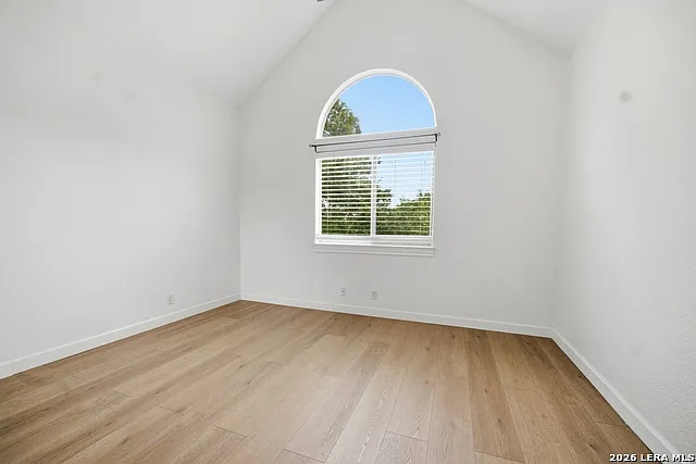 204 Tapatio Dr W — Photo 31