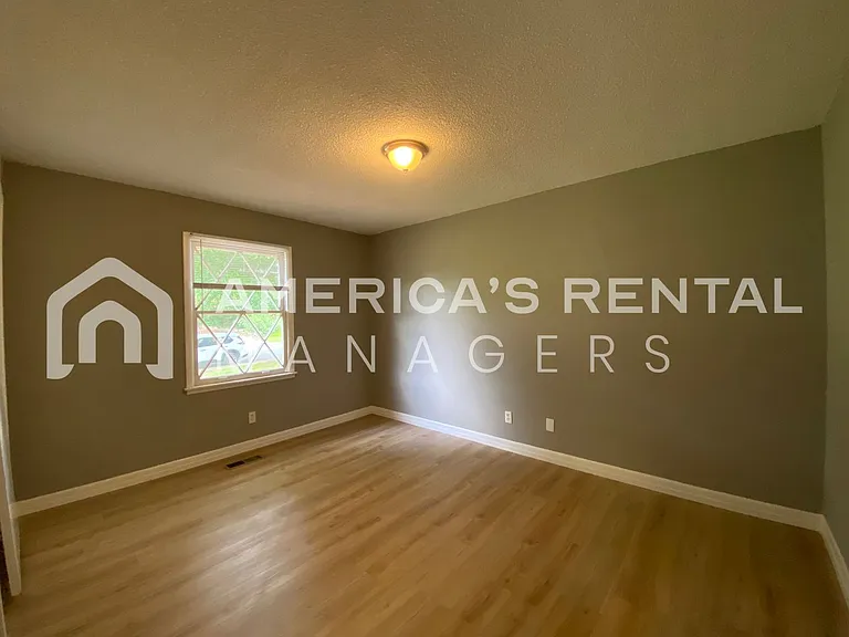 4214 Fortson Ln NW — Photo 12
