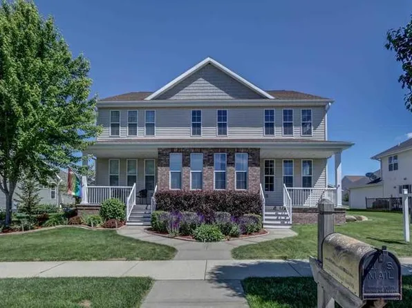 5220 Sassafras Dr, Fitchburg, WI 53711