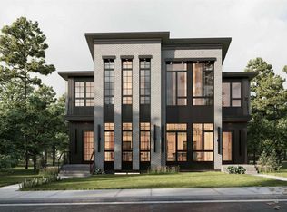 1427 E 26a St SW, Calgary, AB T3C1K9