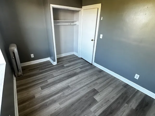 5107 Hudson Avenue image 4 of 4