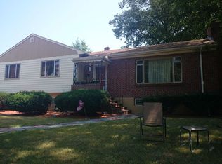 260 W Roxbury Pkwy, Chestnut Hill, MA 02467