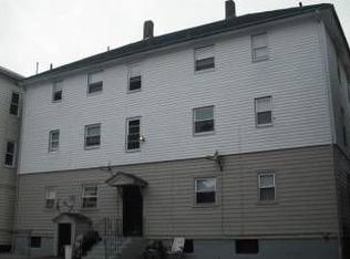 1348 Plainfield St, Cranston, RI 02920