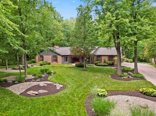 812 Rollingwood Ln, Fort Wayne, IN 46845