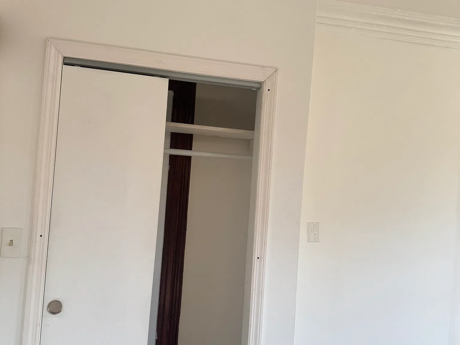 4 bed, 1400 sqft, $4,400 — Photo 2
