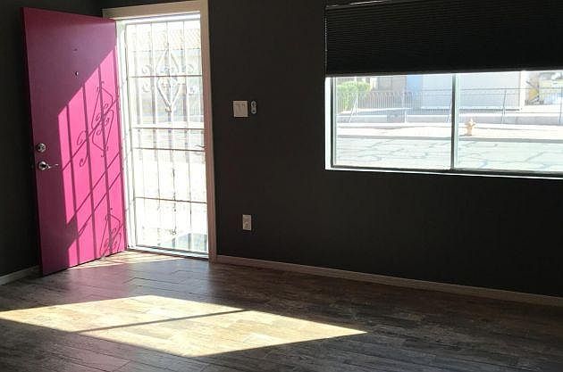 1st image of 1346 E Vista Ave