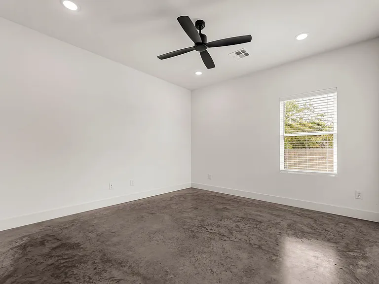 3003 Alpha Wolf Ct — Photo 13