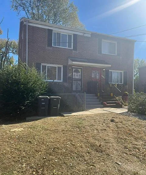 4016 Murdock St — Photo 1
