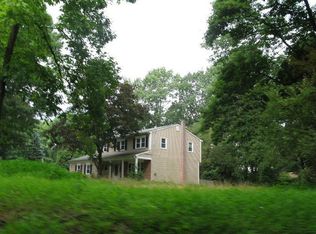 4 Wagner Rd, Stockton, NJ 08559