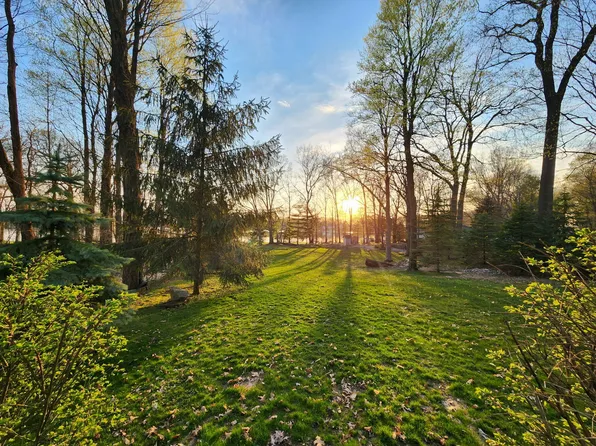 E Oak Dr, Decatur, MI 49045