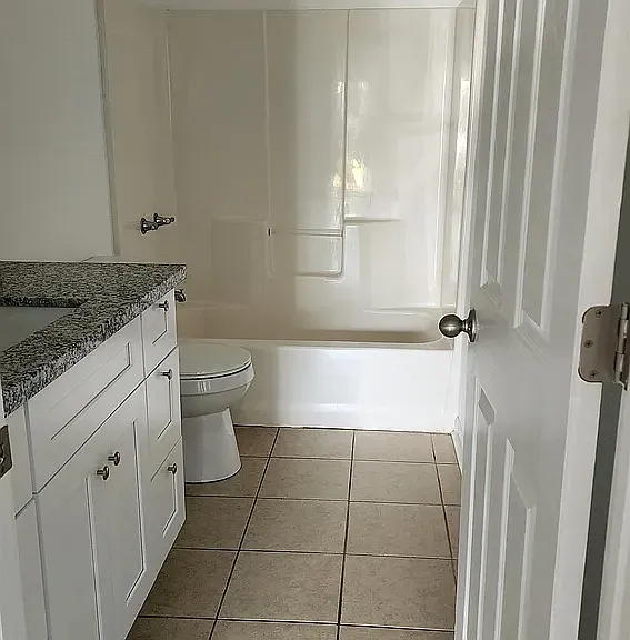 225 Bayou Vista Dr #A — Photo 5