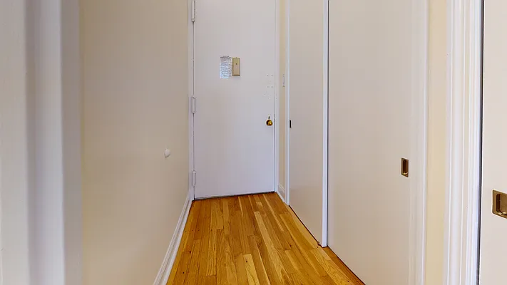 Rented by Bond New York | media 4