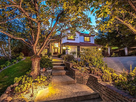 5th image of 3745 Deer Trail Ct