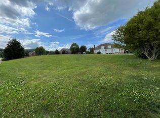 2924 Amesbury Dr, Morristown, TN 37814