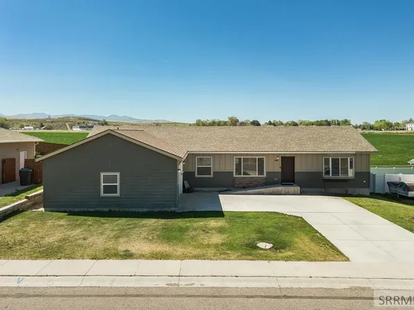 490 Snowflake St, American Falls, ID 83211