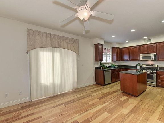 4th image of 201 Martis Valley Cir