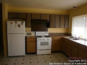 2nd image of 5302 Indian Desert St