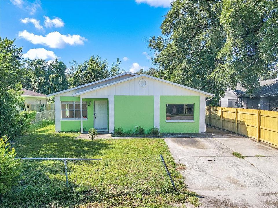 1st image of 3209 E GIDDENS AVENUE