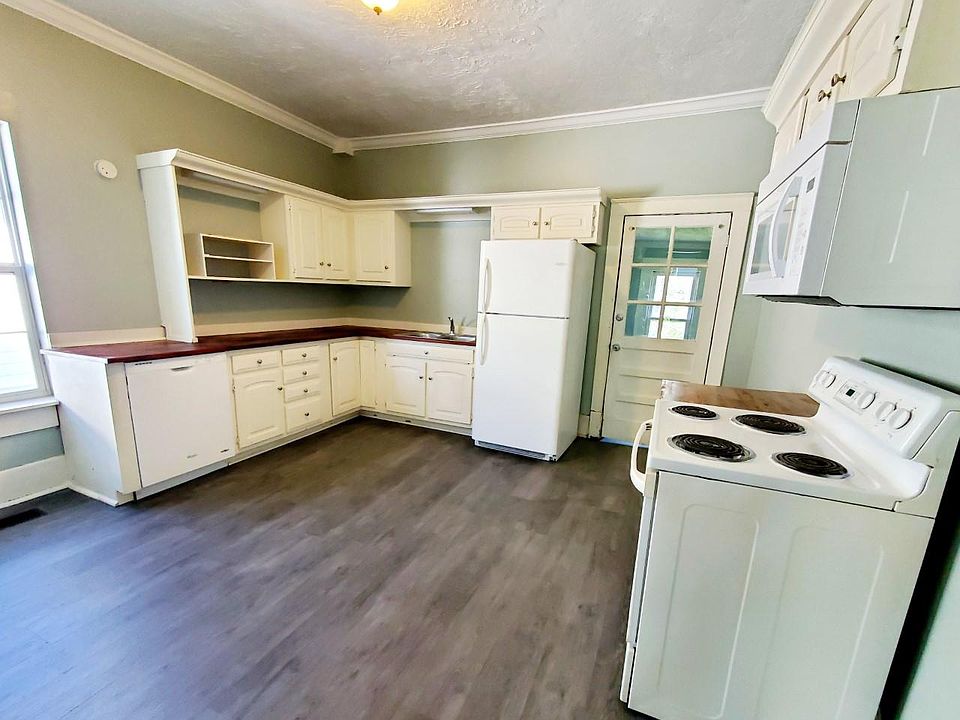 2nd image of 806 Spears Ave